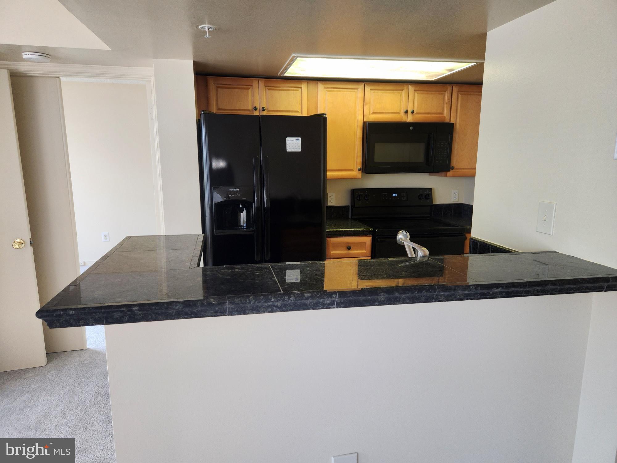 Real estate listing preview #6