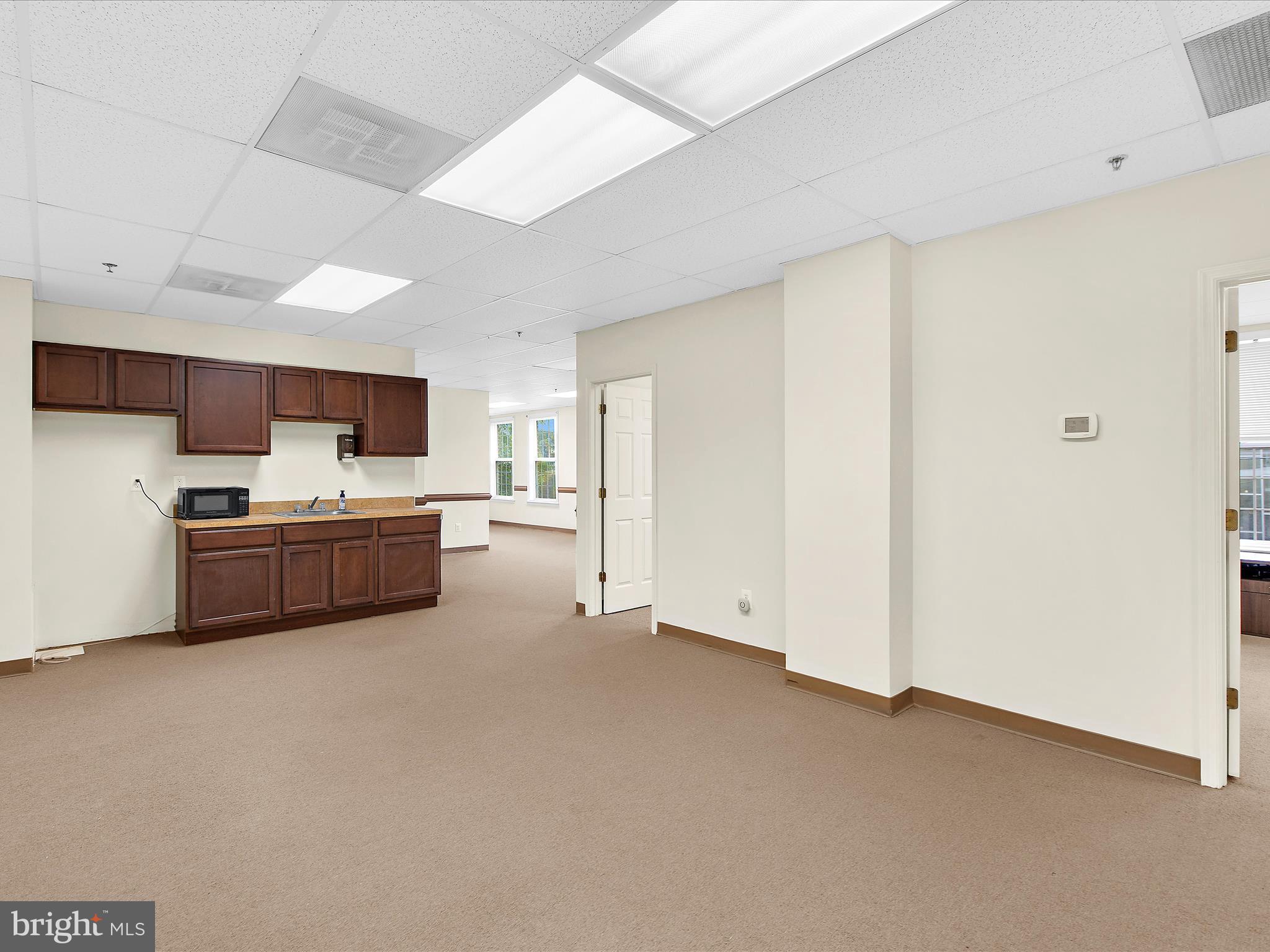 Real estate listing preview #13