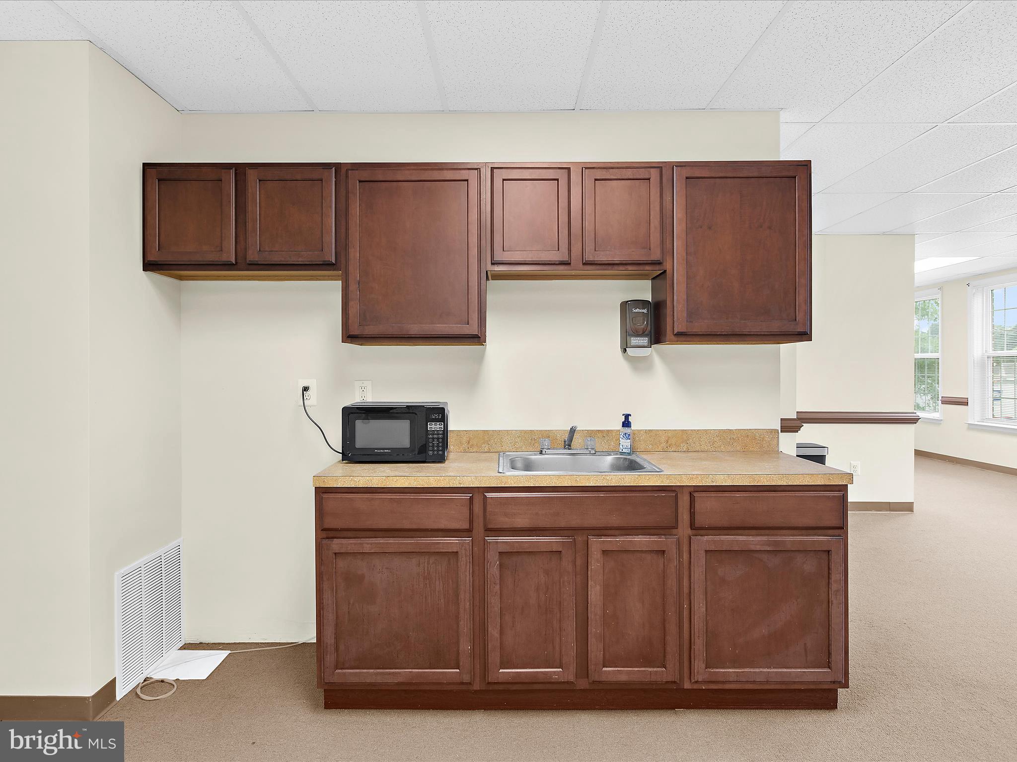 Real estate listing preview #16