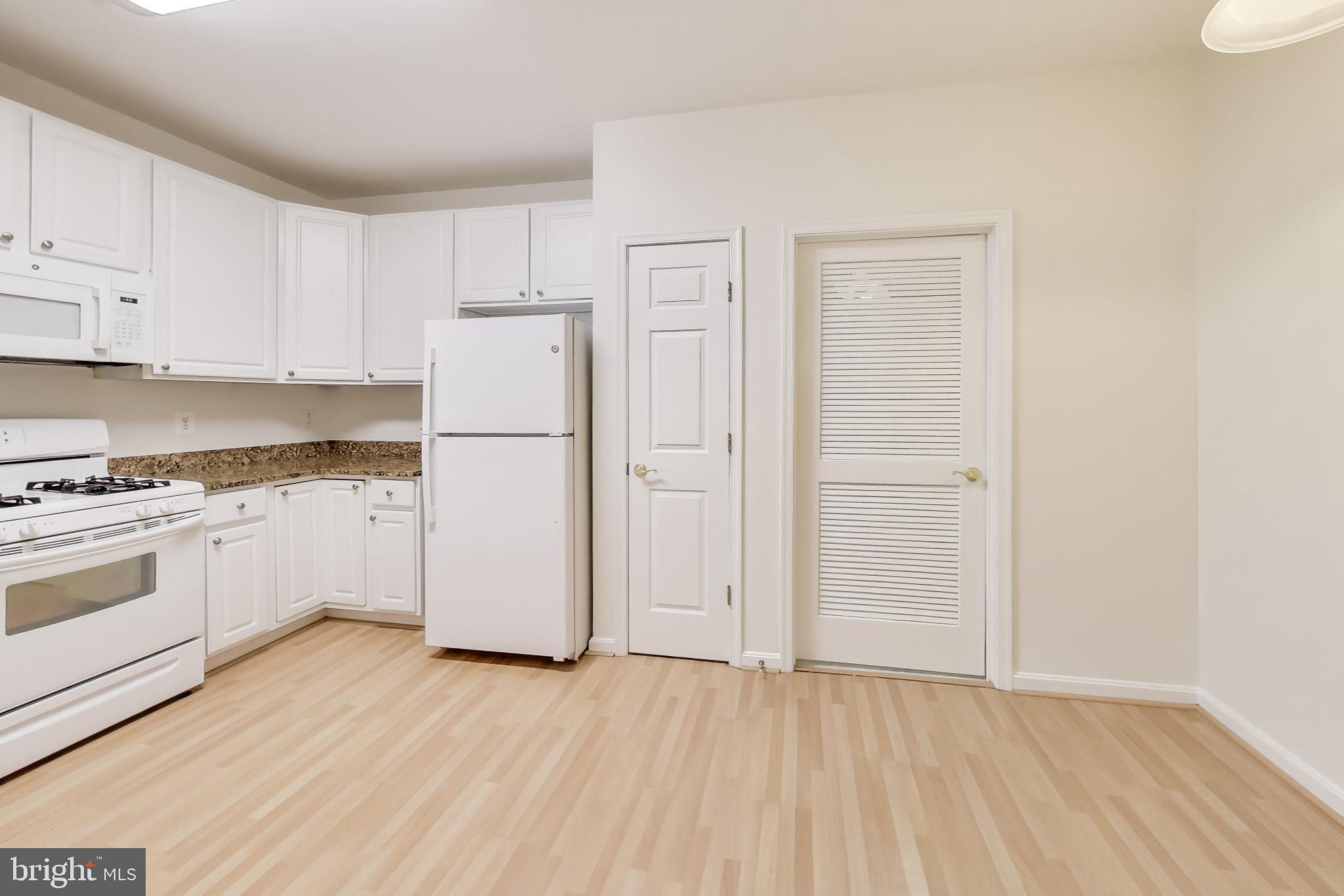 Real estate listing preview #13