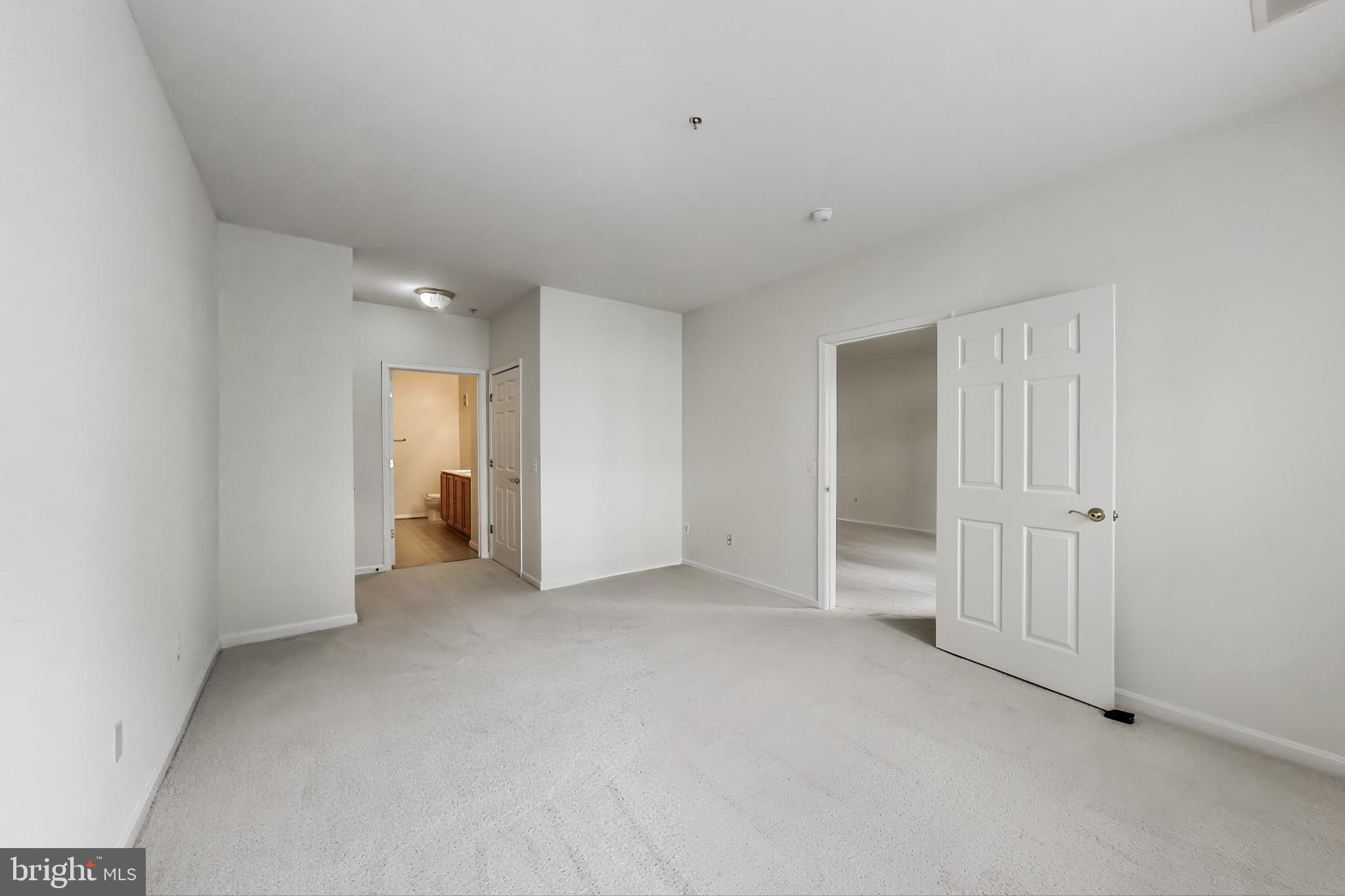 Real estate listing preview #18