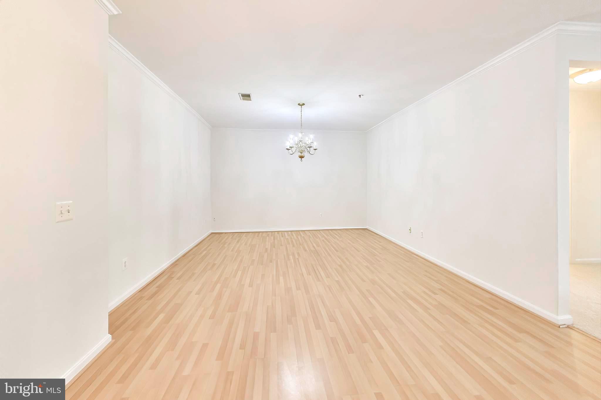 Real estate listing preview #10