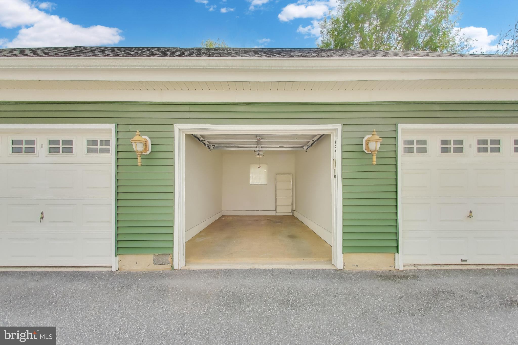 Real estate listing preview #28