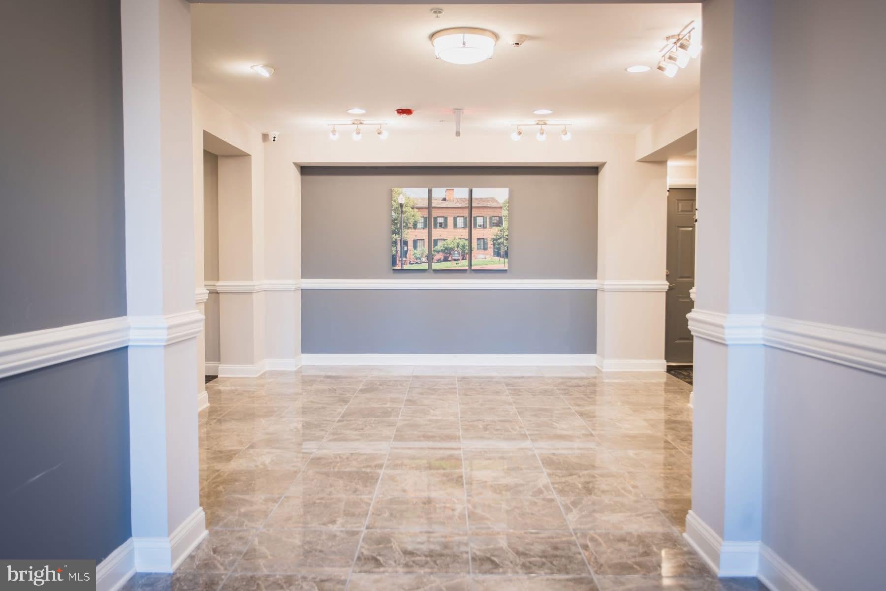 Real estate listing preview #9