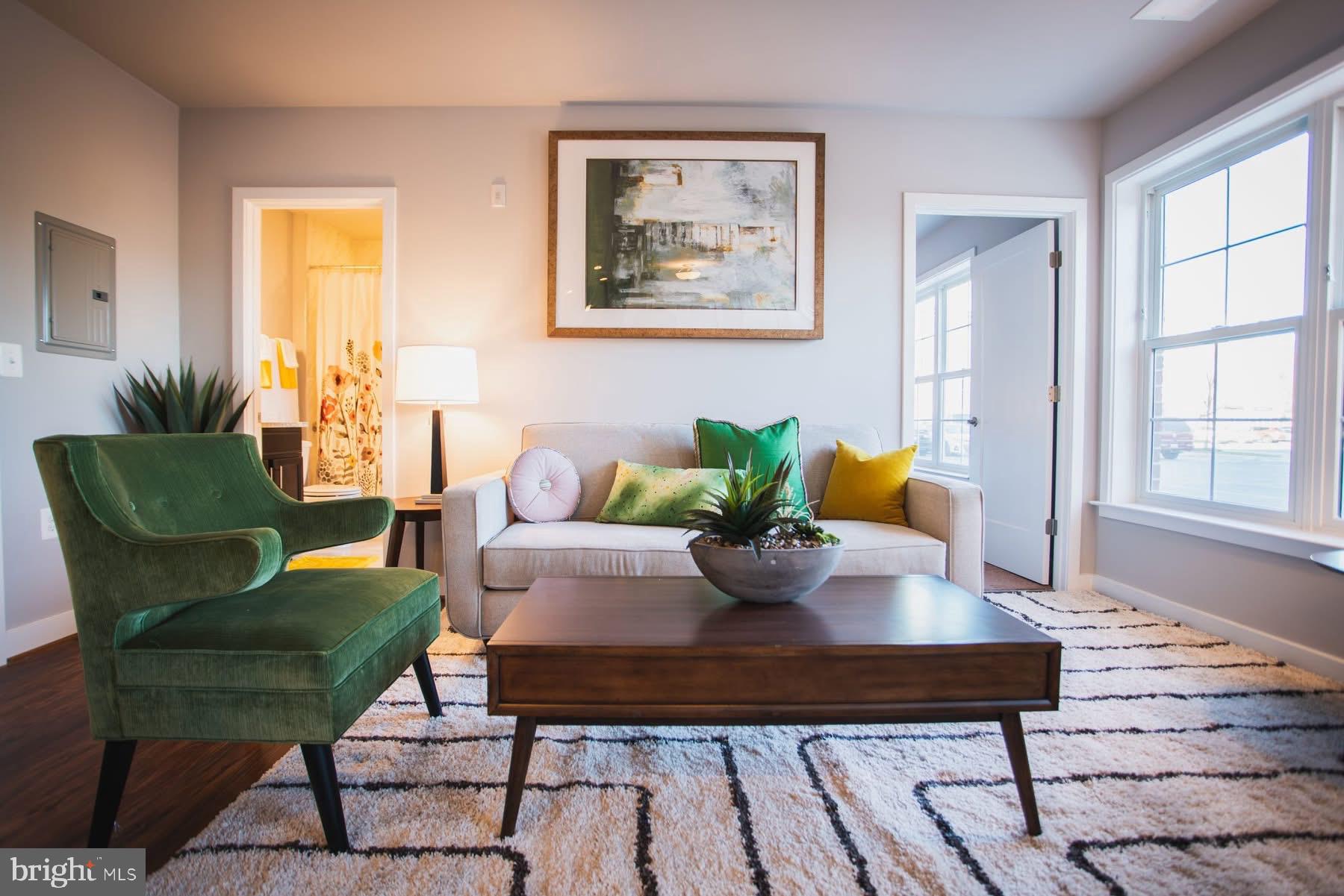 Real estate listing preview #3