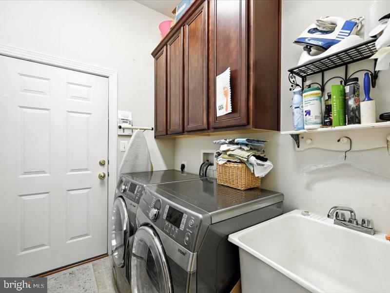 Real estate listing preview #24