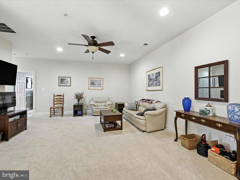 Real estate listing preview #25