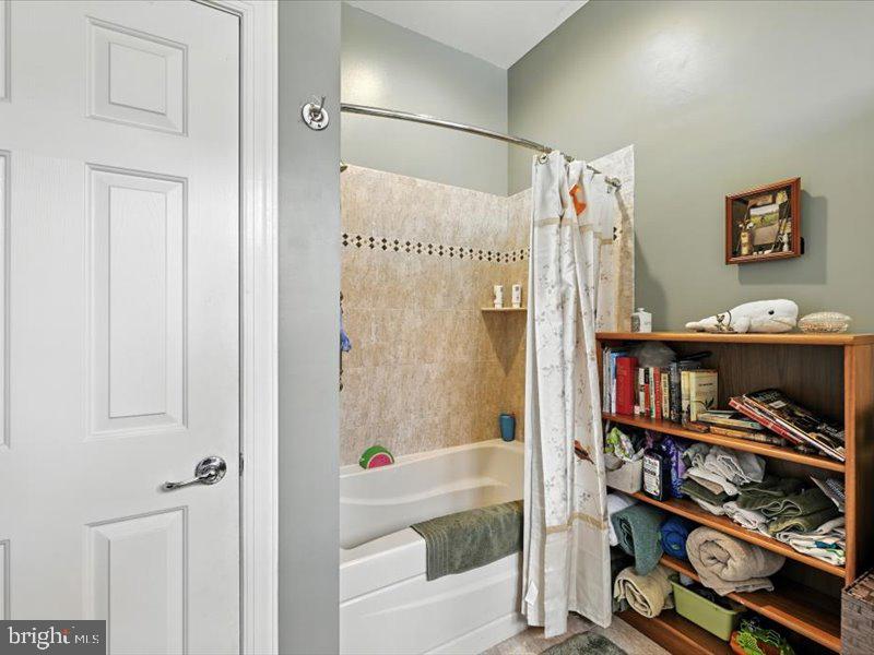 Real estate listing preview #22