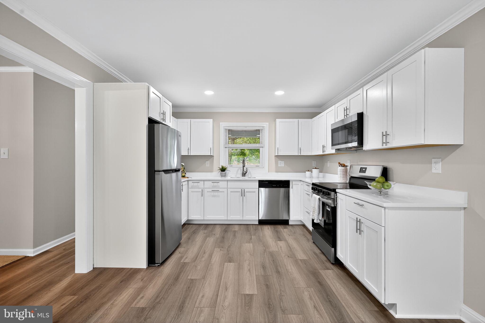 Real estate listing preview #18