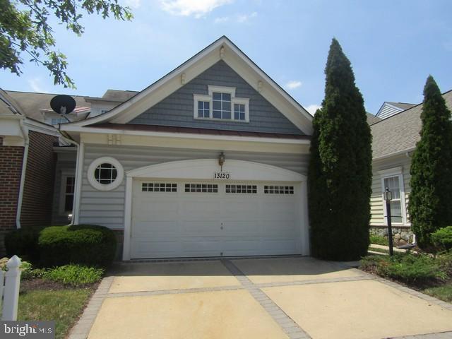 Real estate listing preview #1