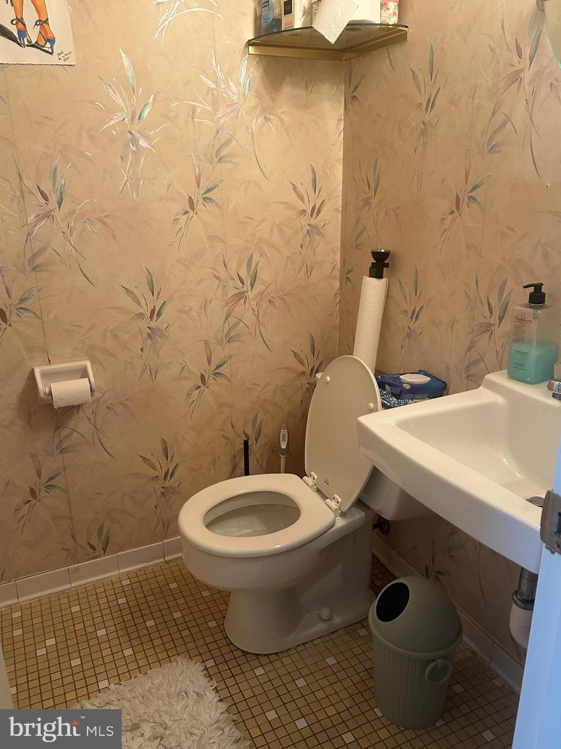 Real estate listing preview #8