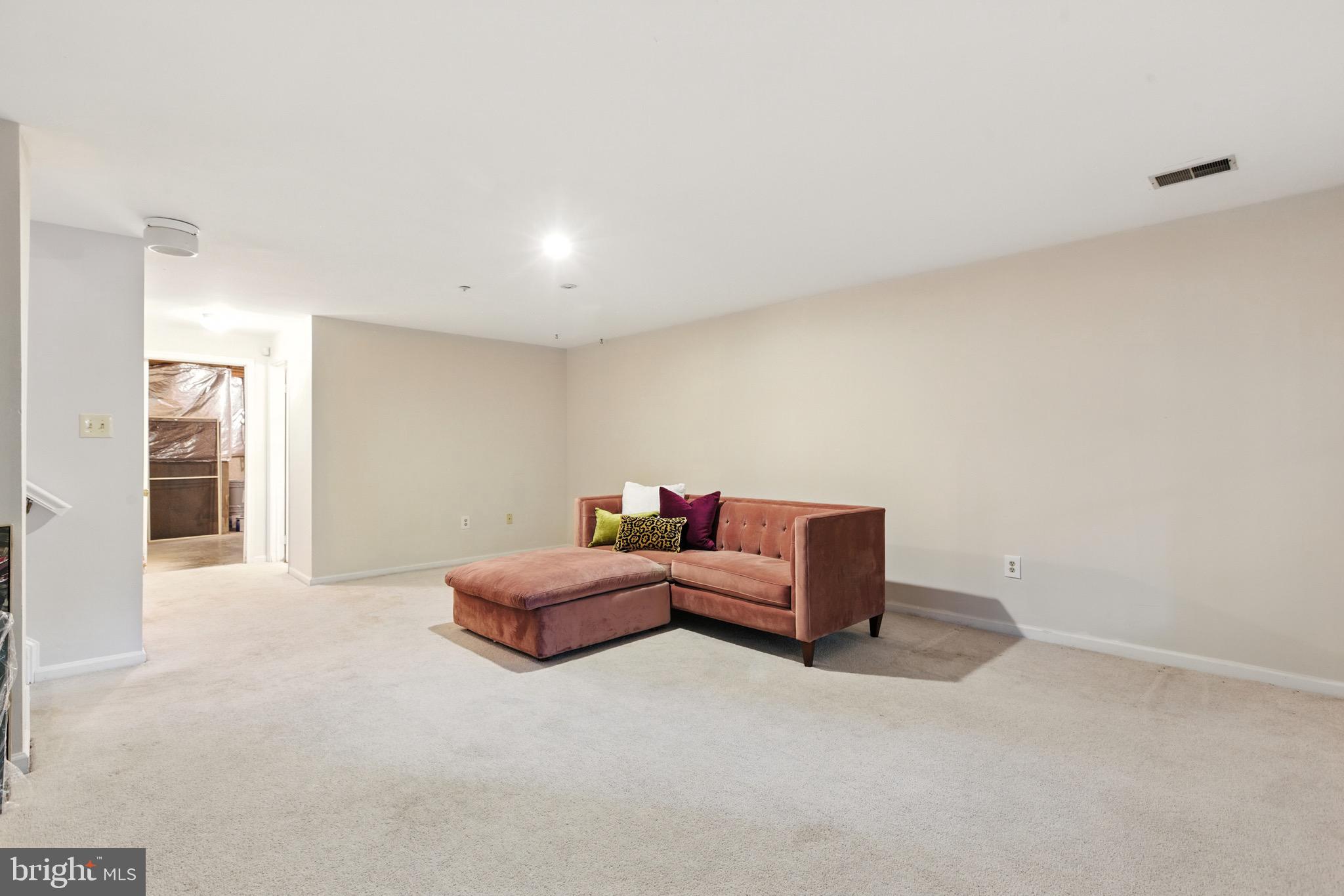 Real estate listing preview #26