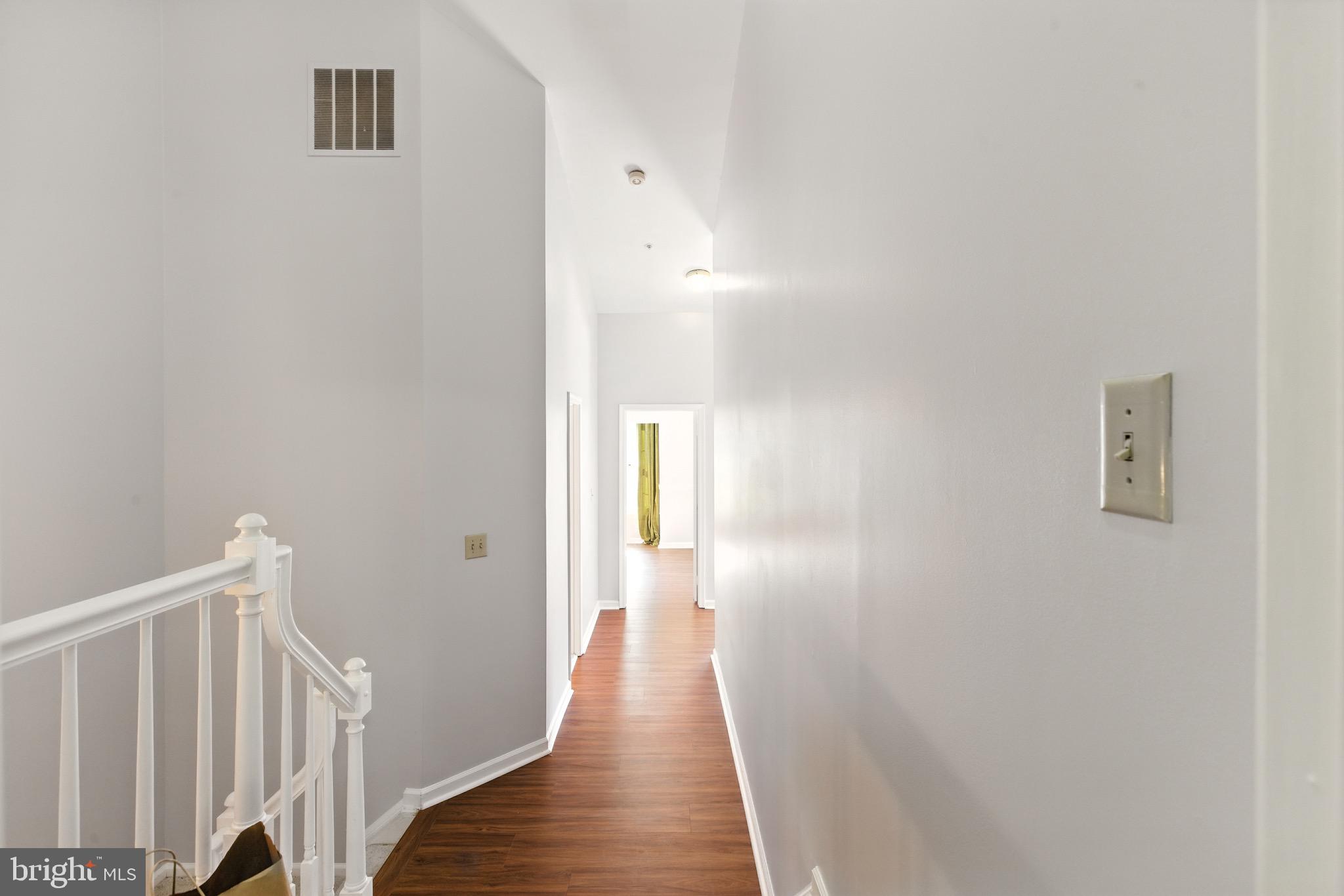 Real estate listing preview #12