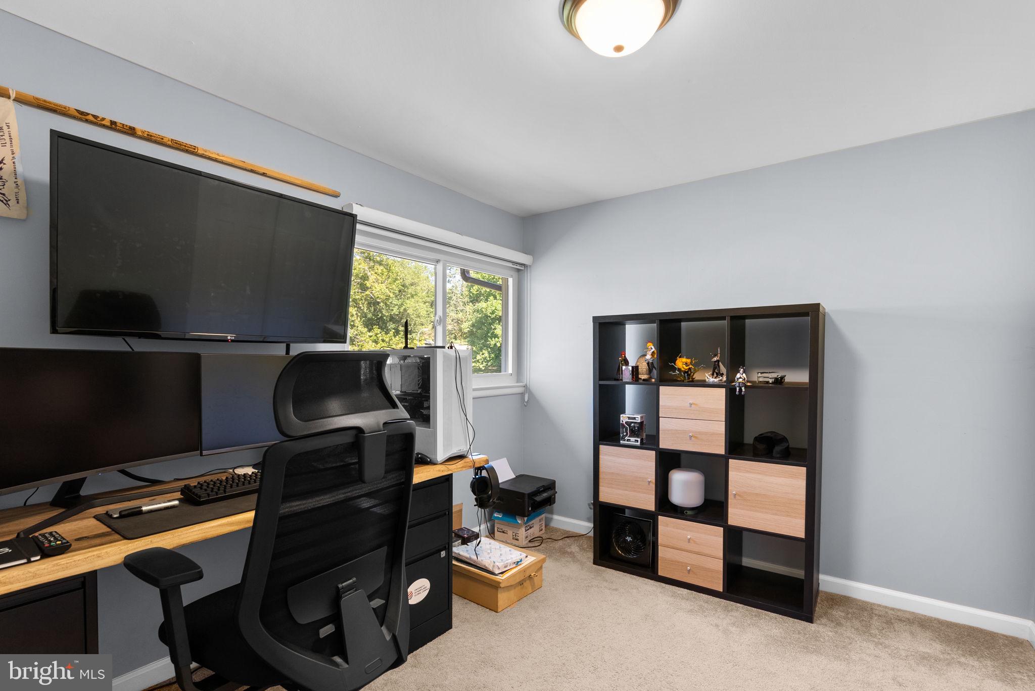 Real estate listing preview #24