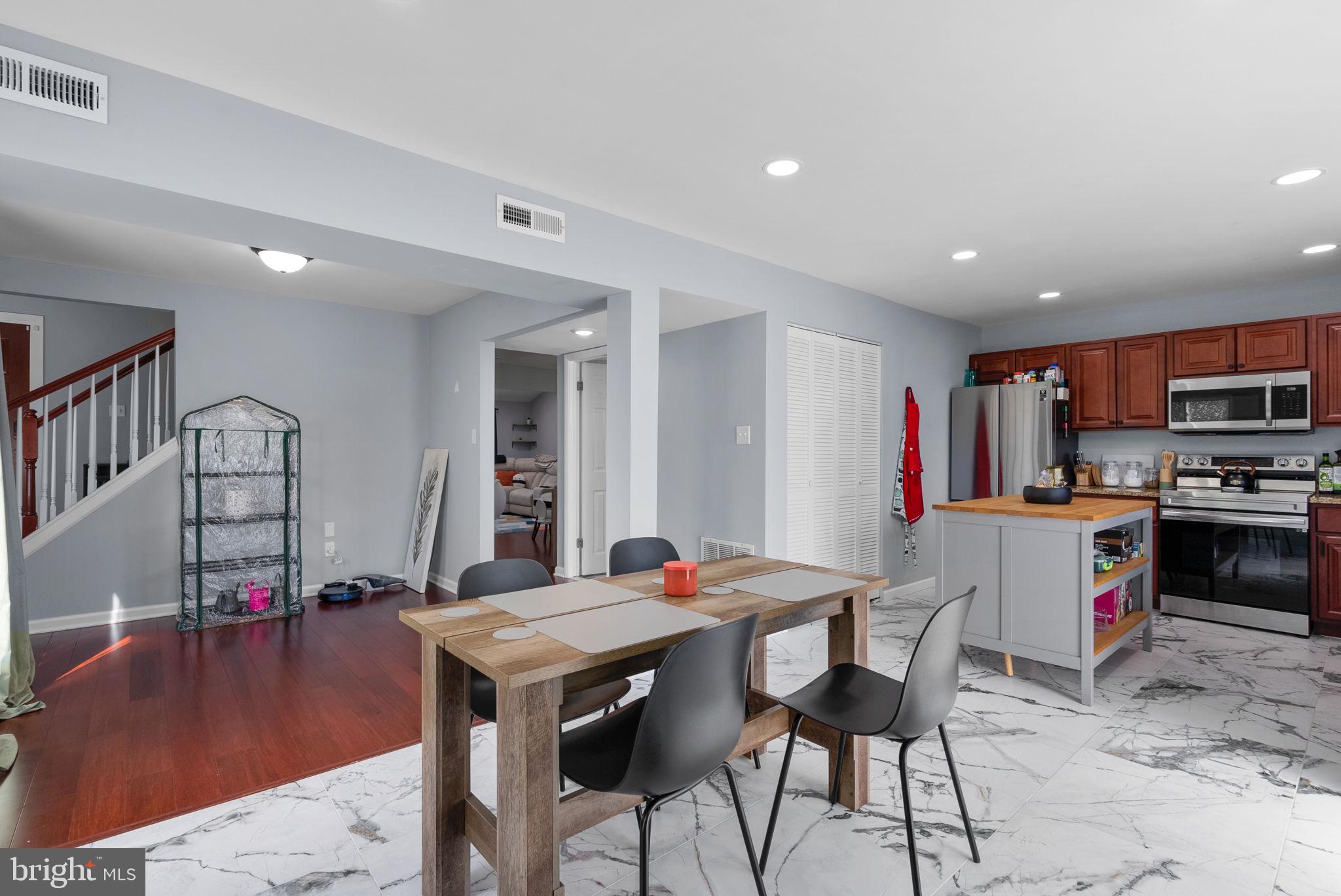 Real estate listing preview #19