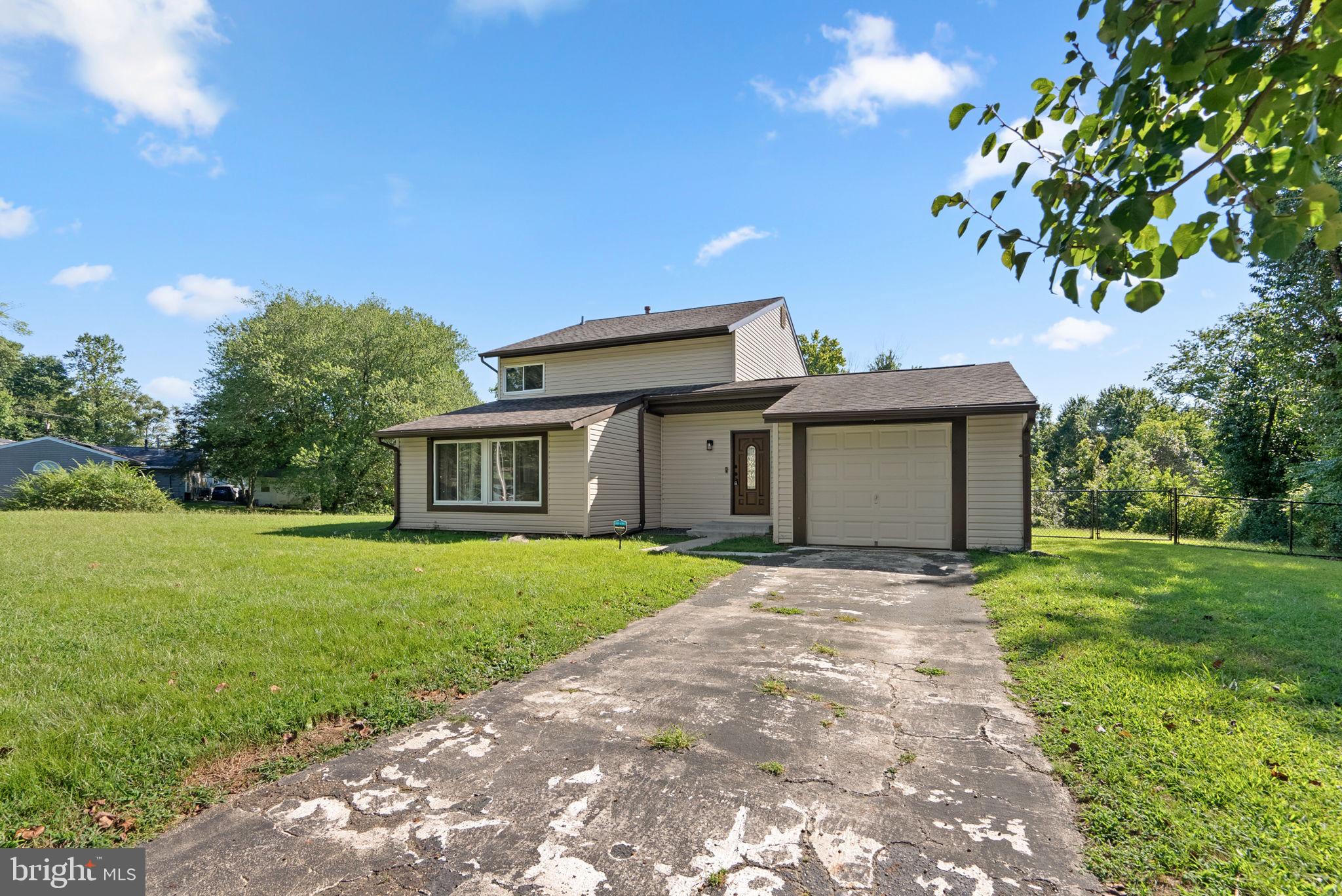 Real estate listing preview #4