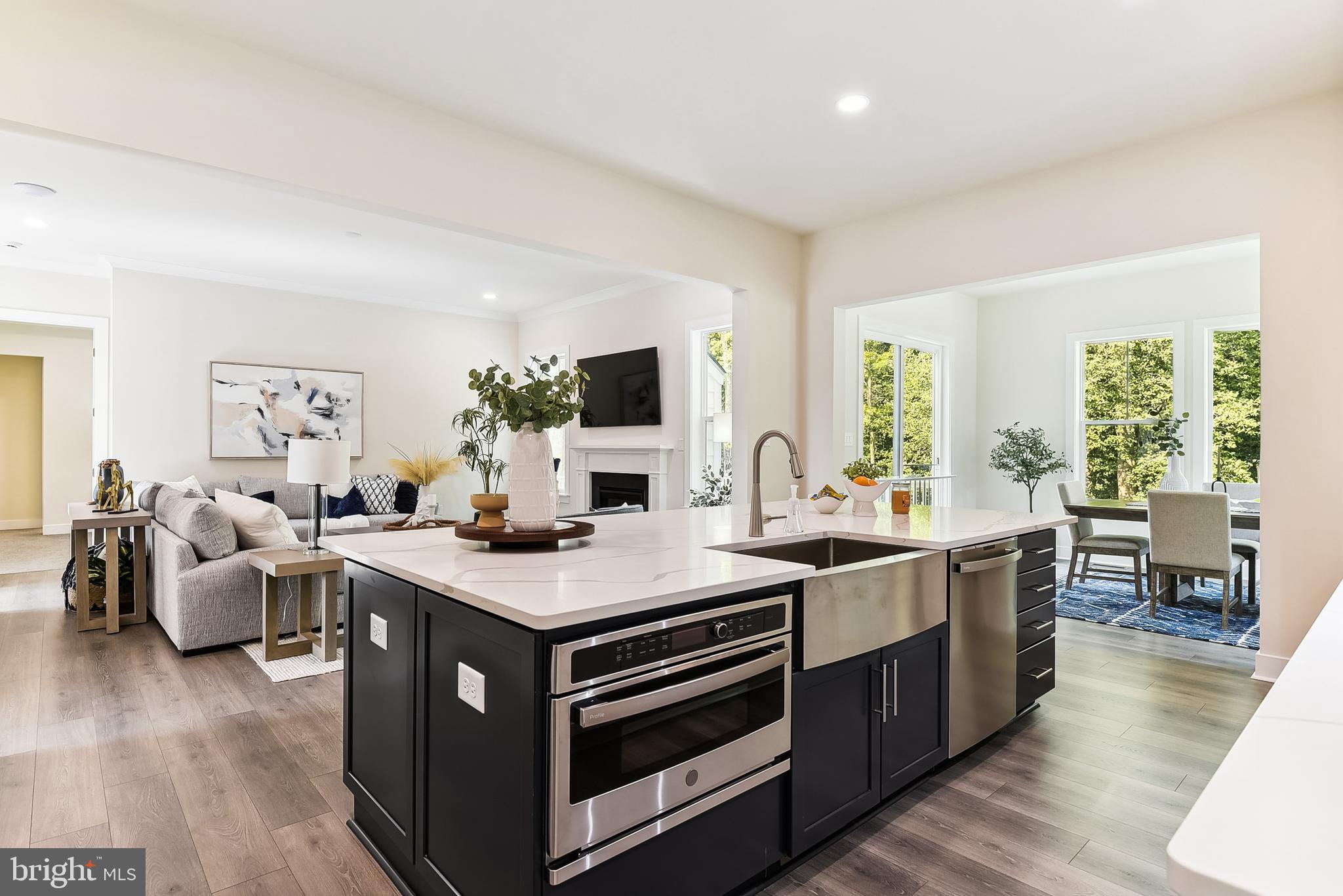 Real estate listing preview #9