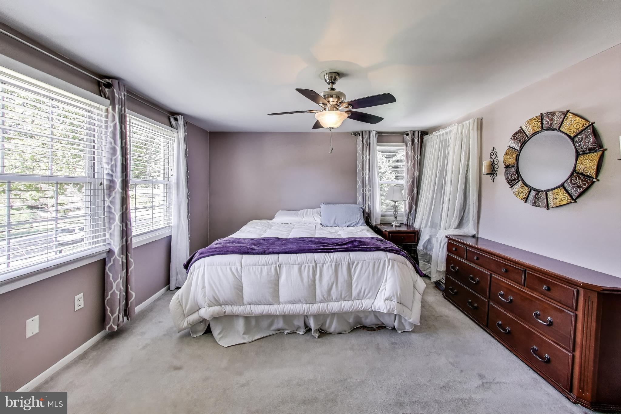 Real estate listing preview #4