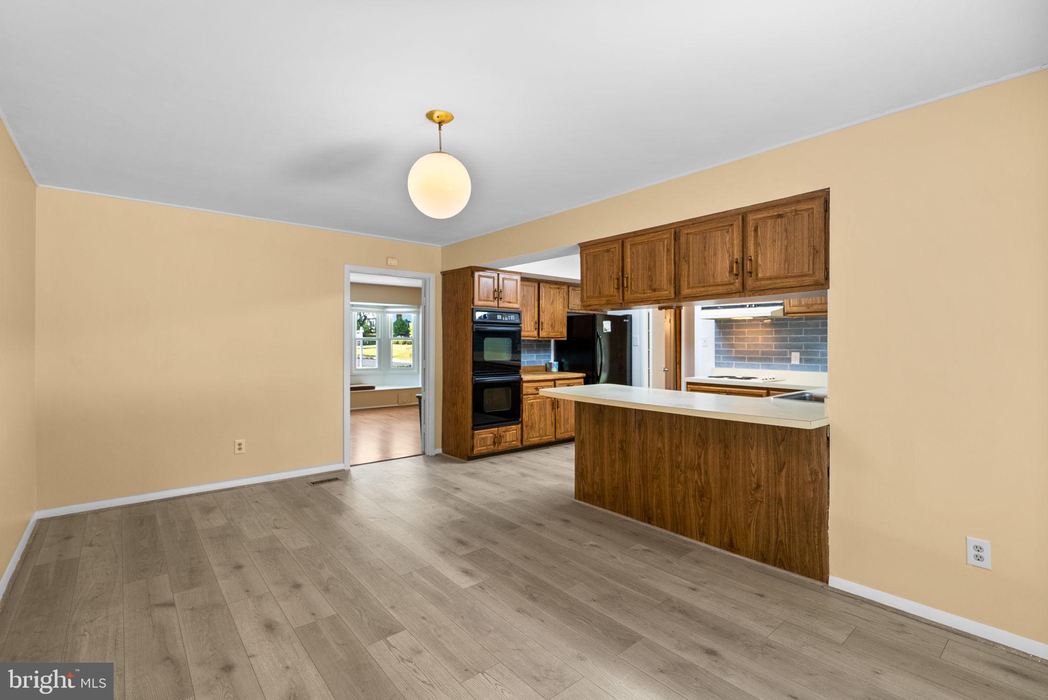 Real estate listing preview #19