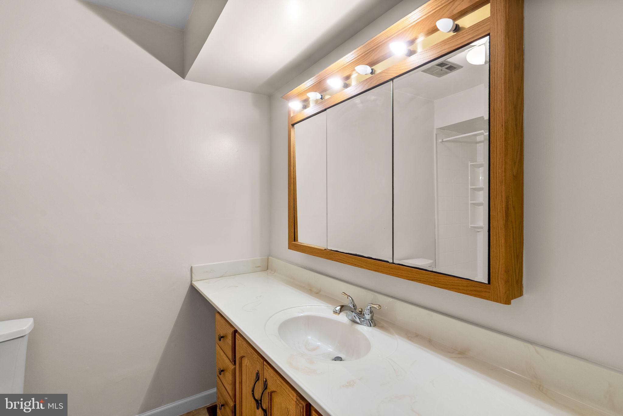 Real estate listing preview #34