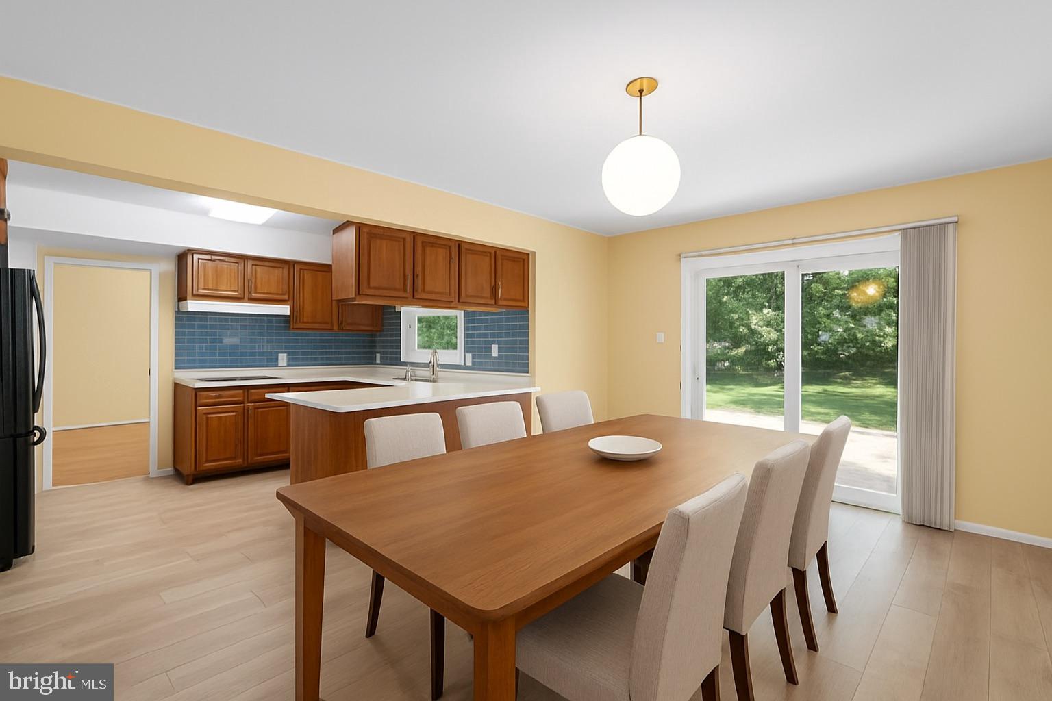 Real estate listing preview #4