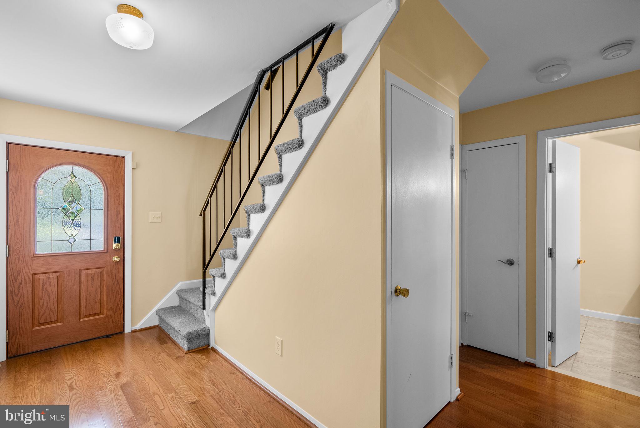 Real estate listing preview #8