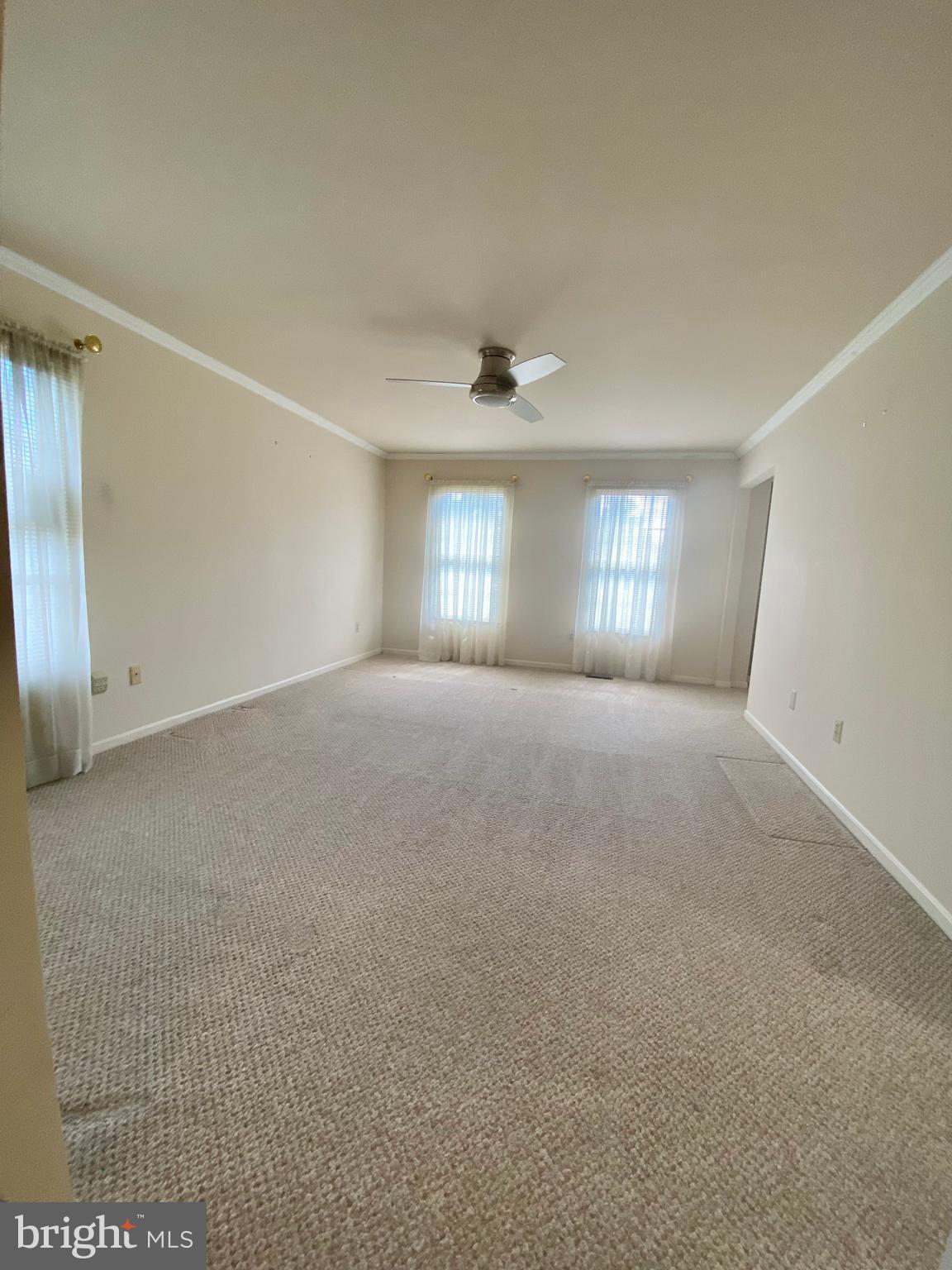 Real estate listing preview #24