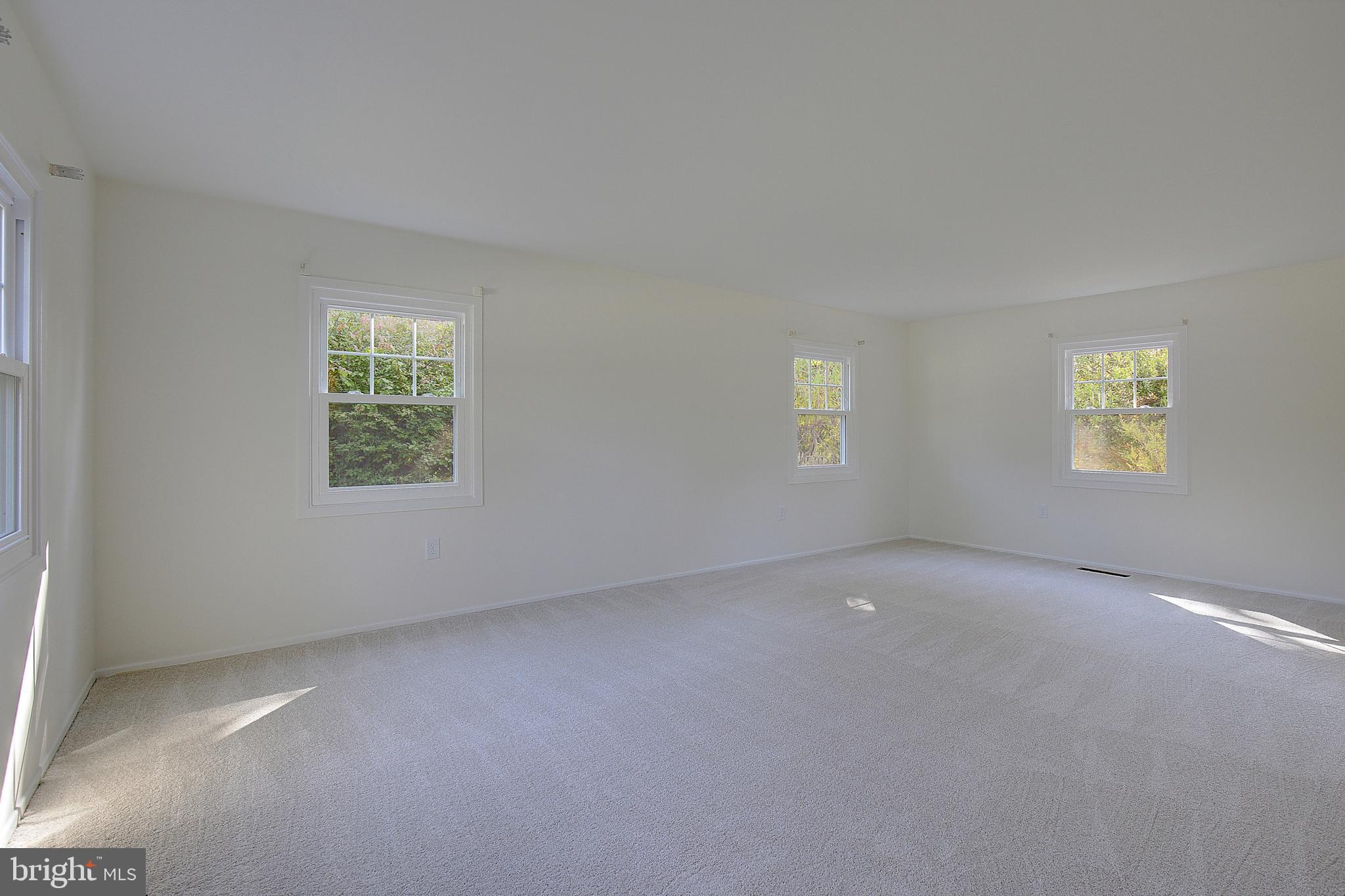 Real estate listing preview #10