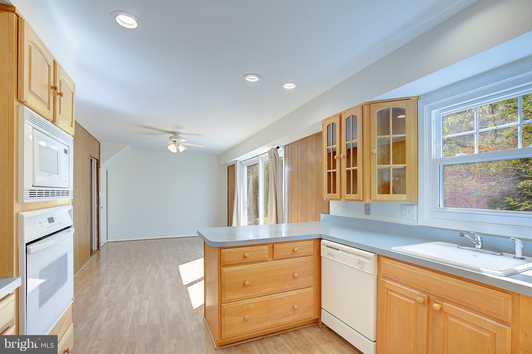 Real estate listing preview #24