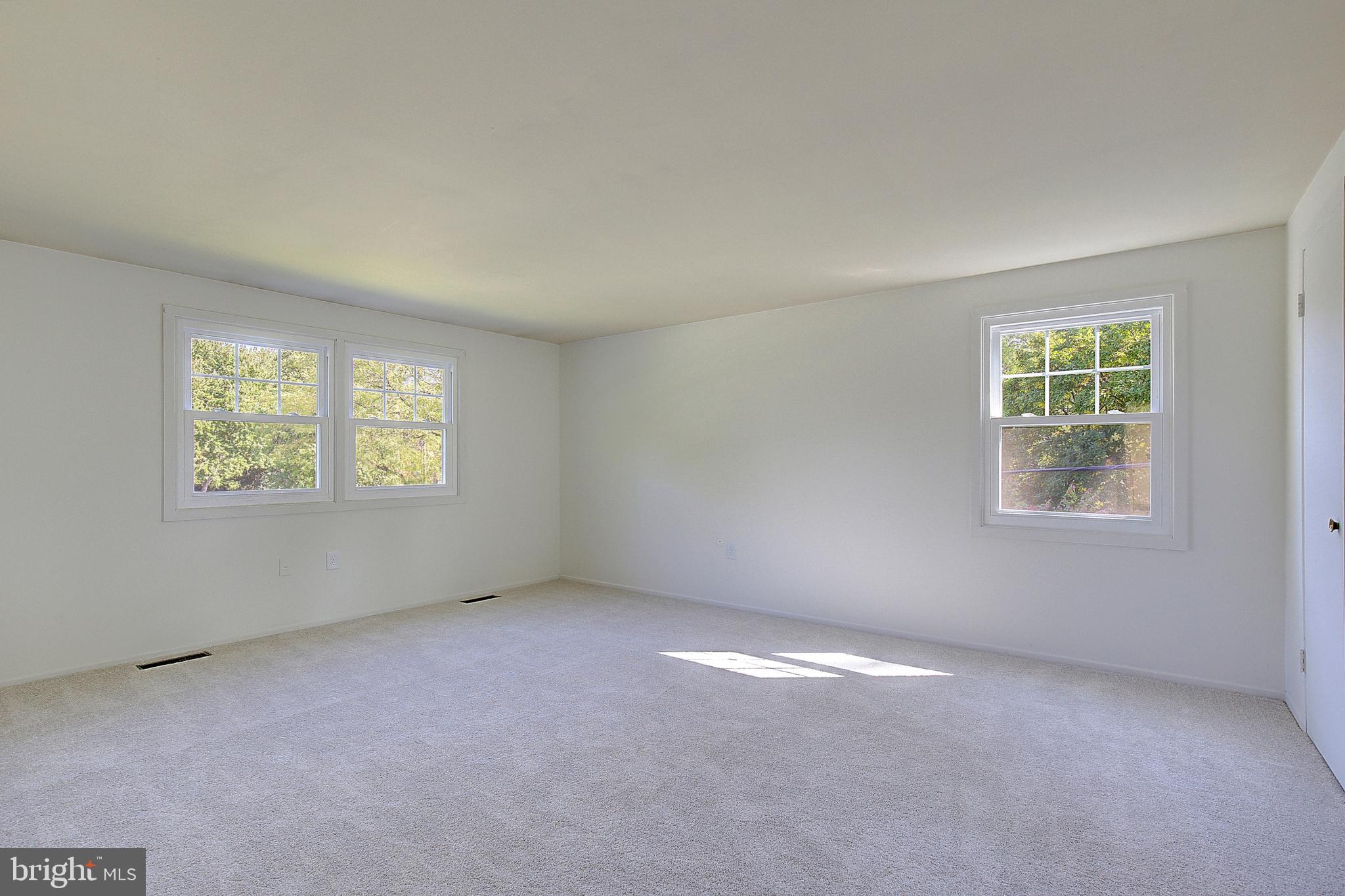 Real estate listing preview #35