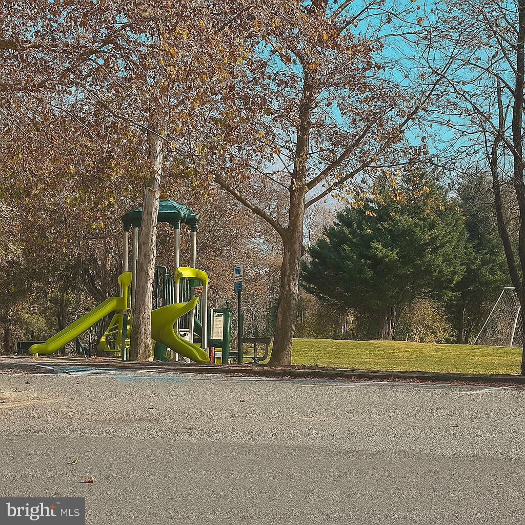 Real estate listing preview #20