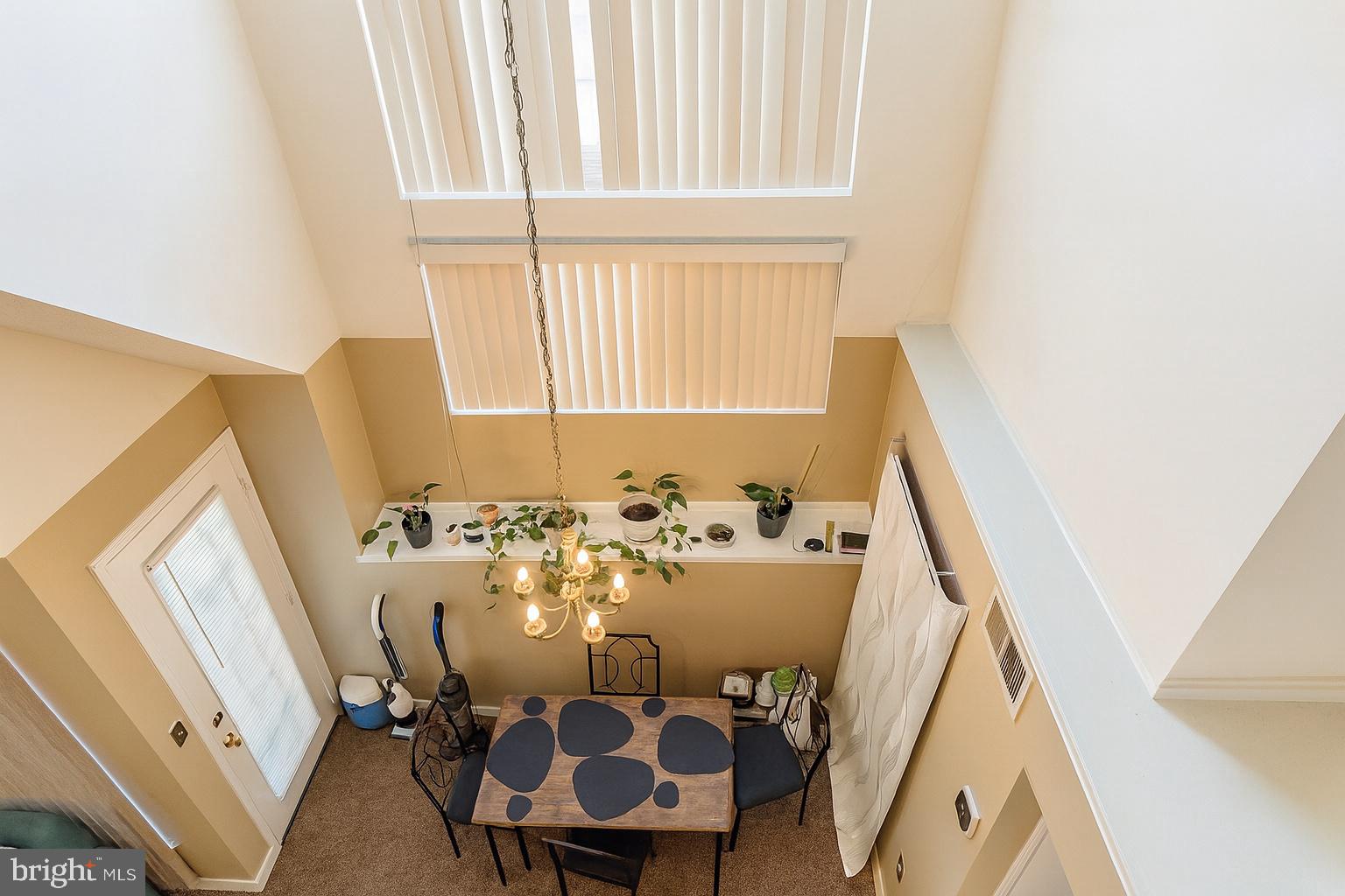 Real estate listing preview #11