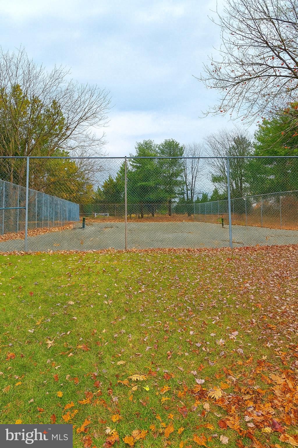 Real estate listing preview #17