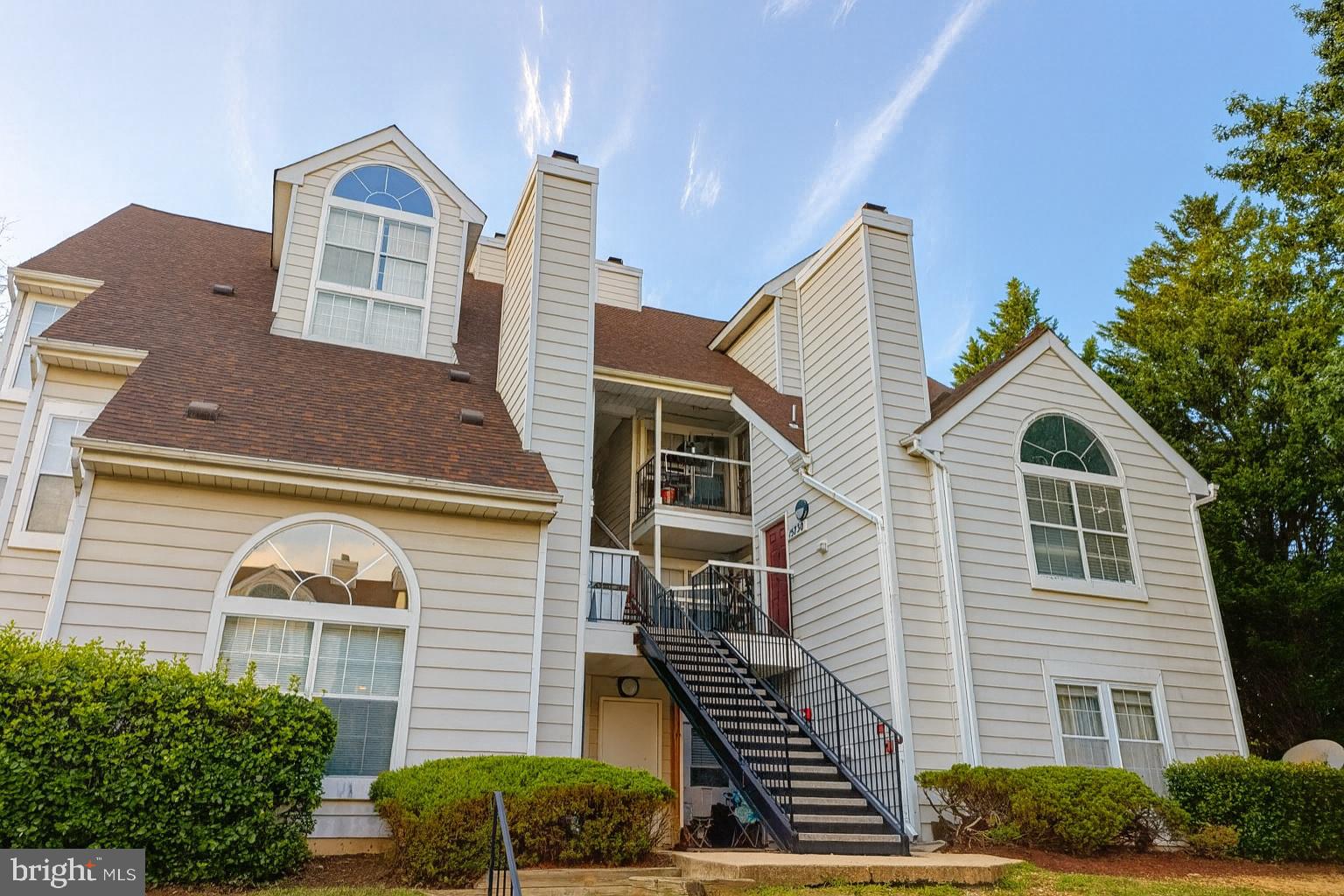 Real estate listing preview #1