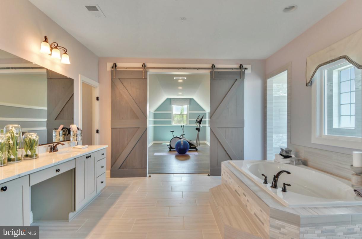 Real estate listing preview #16