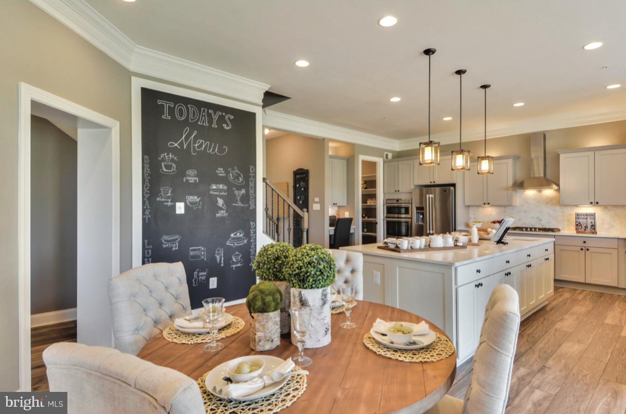 Real estate listing preview #7