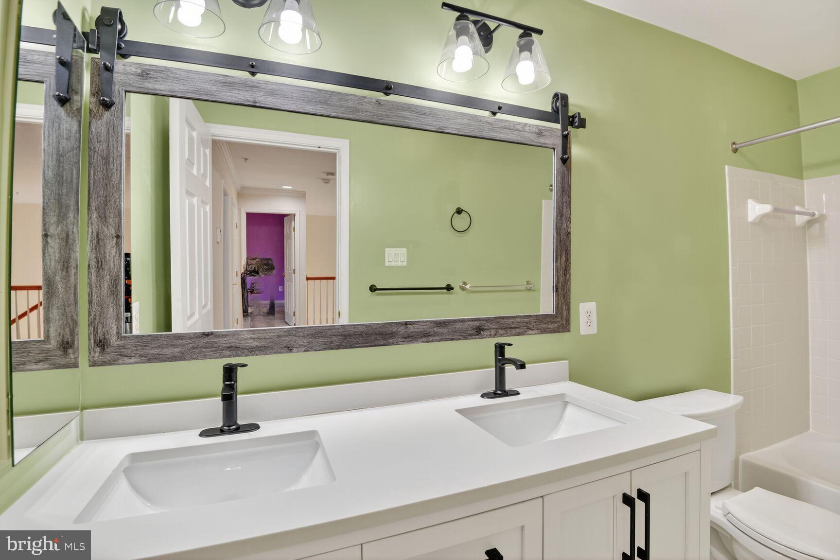 Real estate listing preview #28