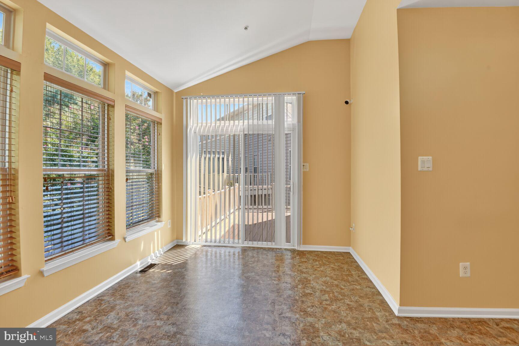 Real estate listing preview #19