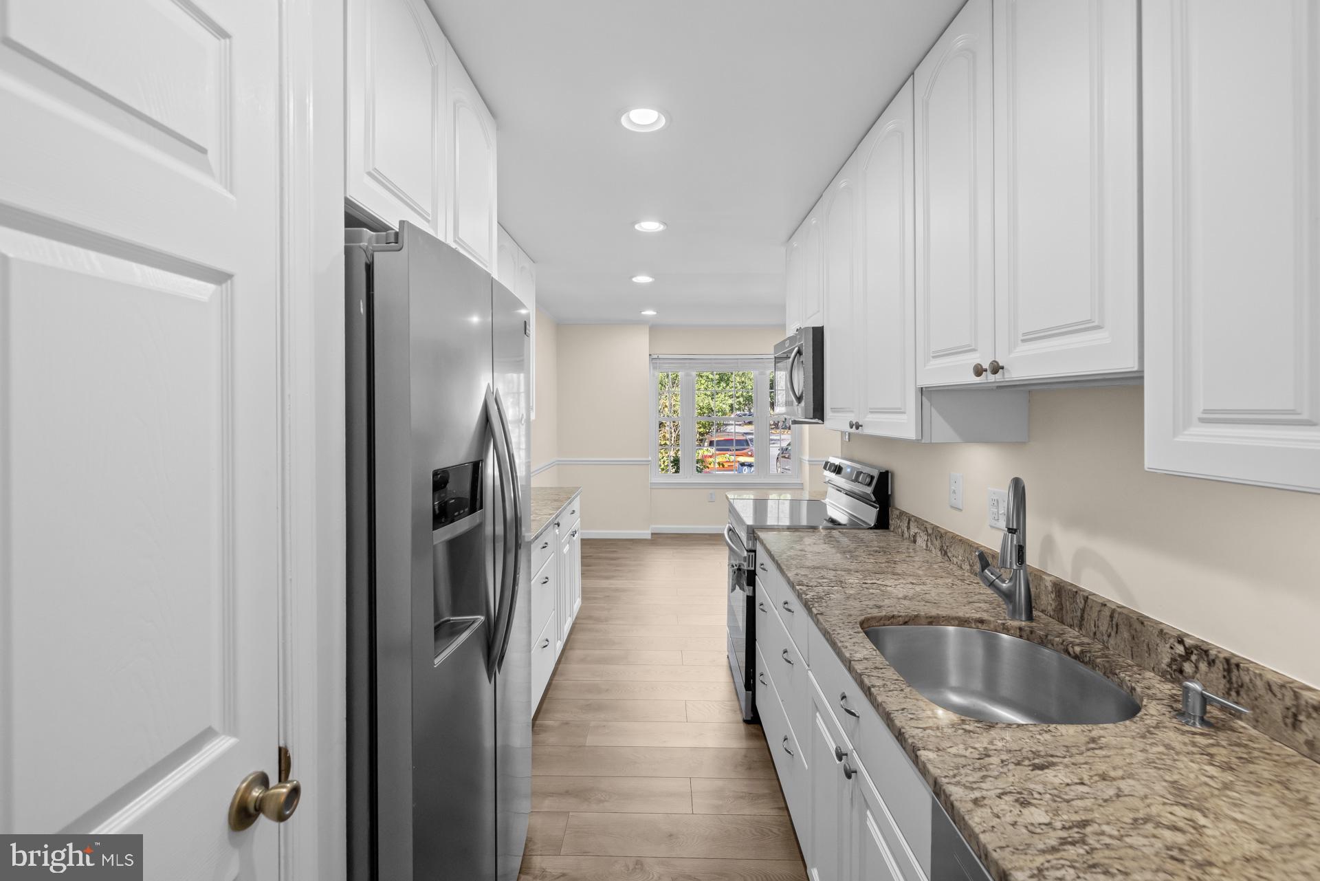 Real estate listing preview #7