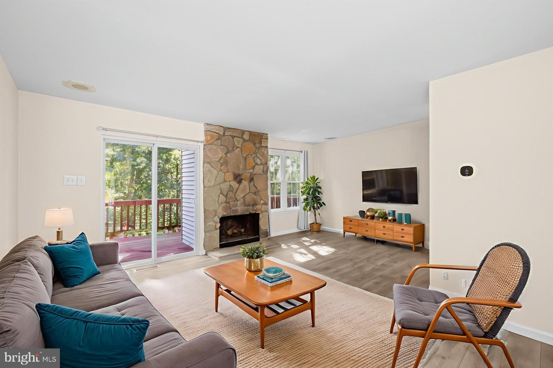 Real estate listing preview #10