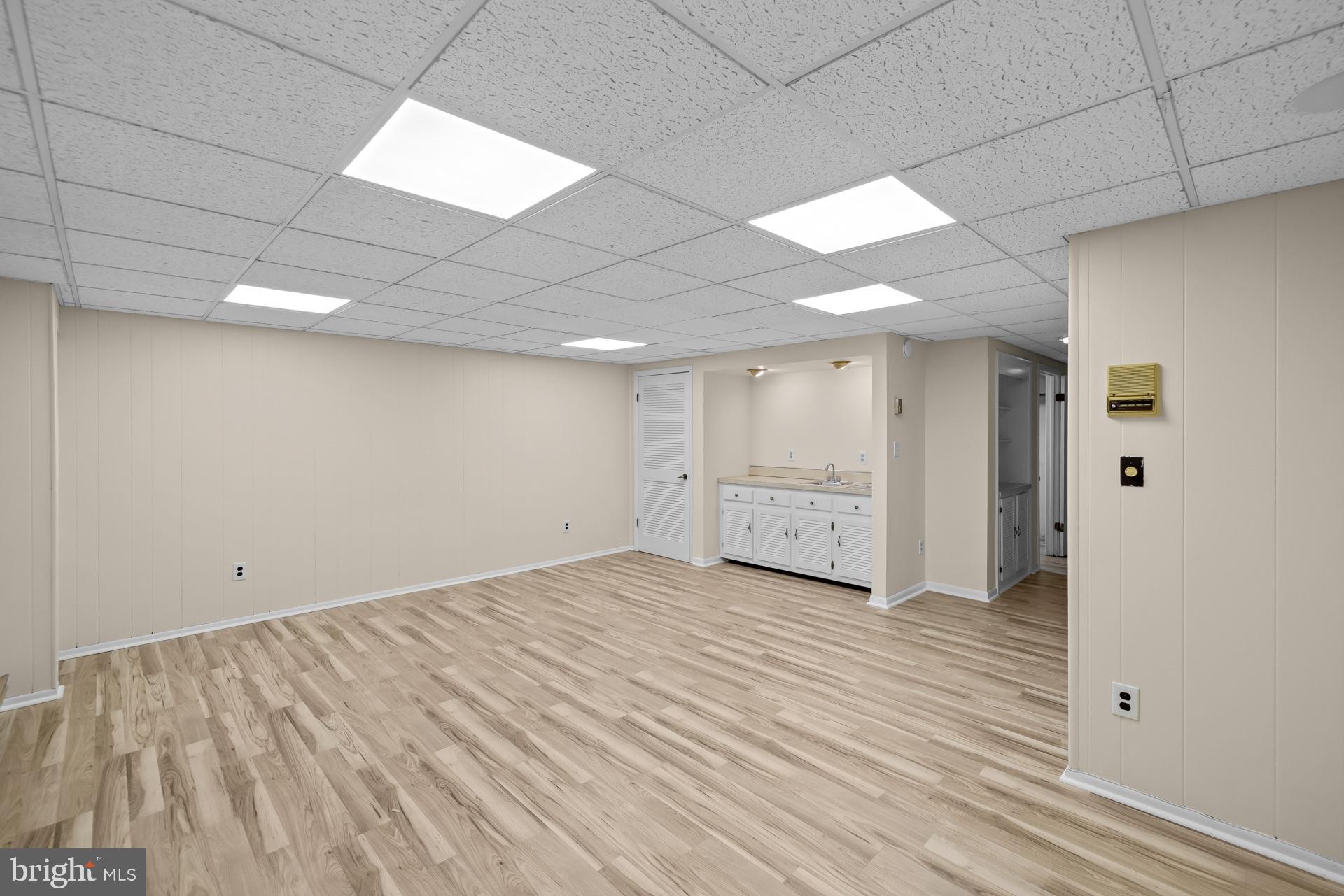 Real estate listing preview #32