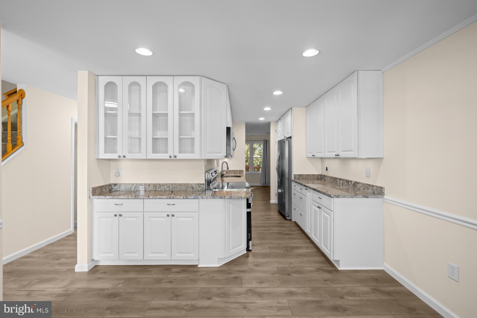 Real estate listing preview #3