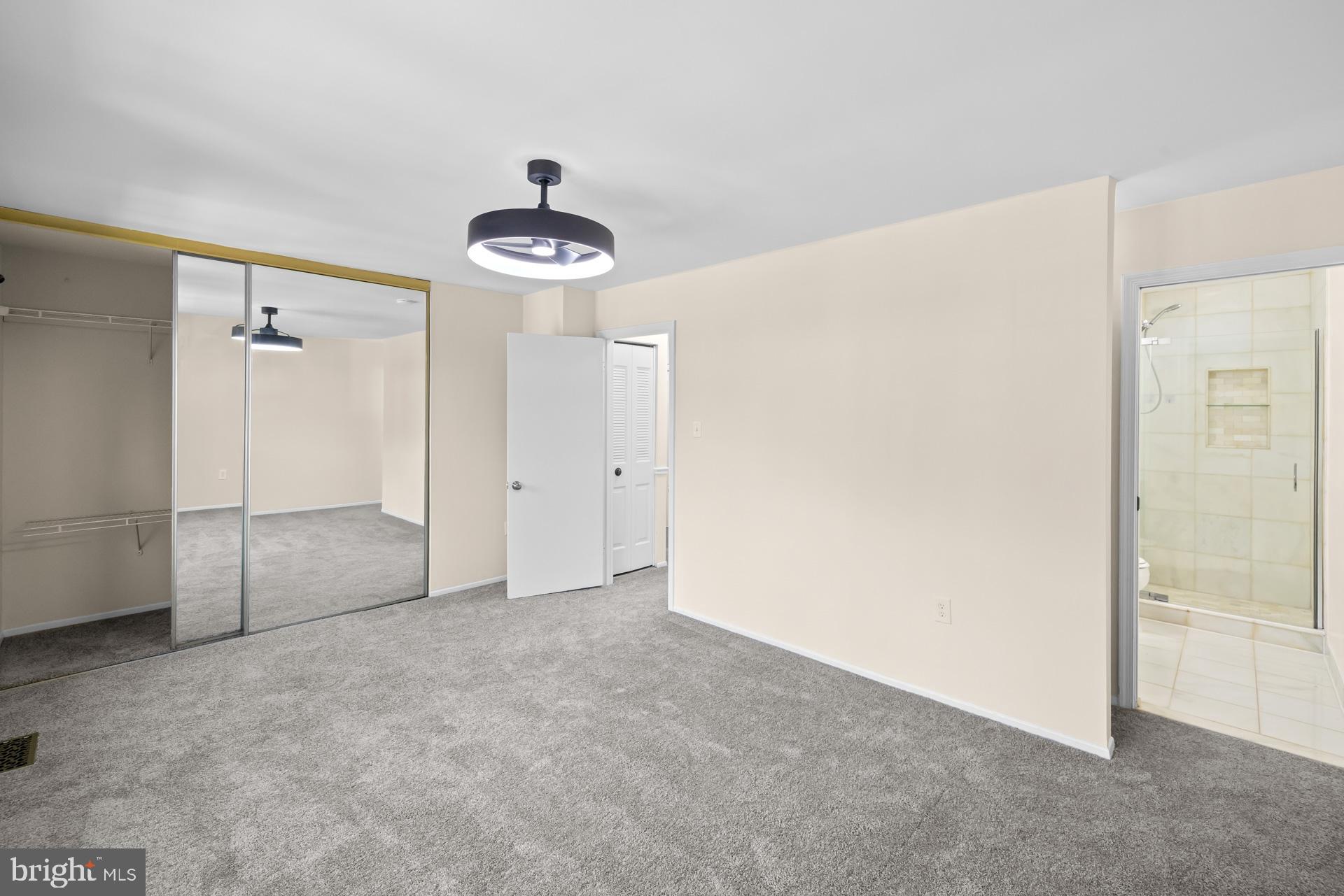 Real estate listing preview #24