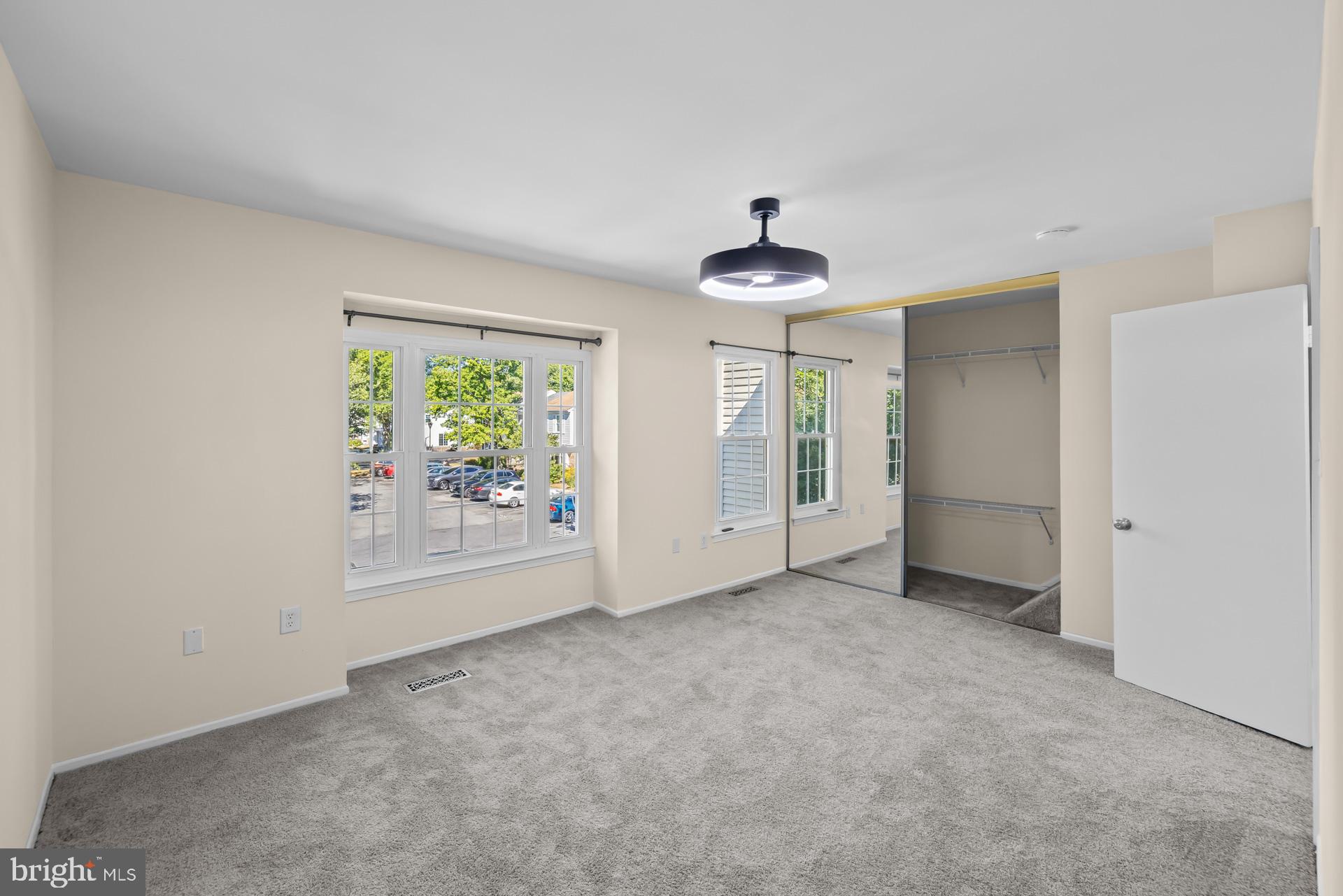 Real estate listing preview #25