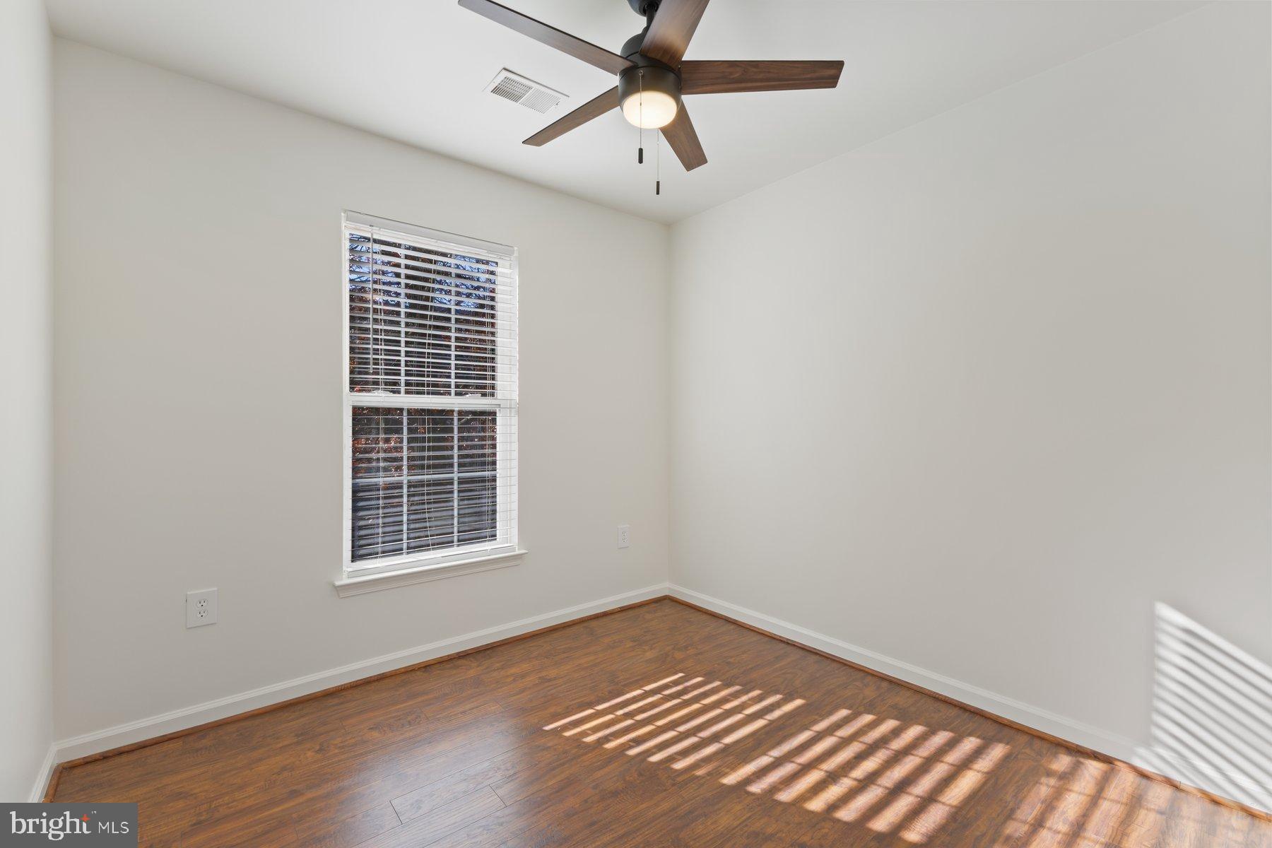 Real estate listing preview #29