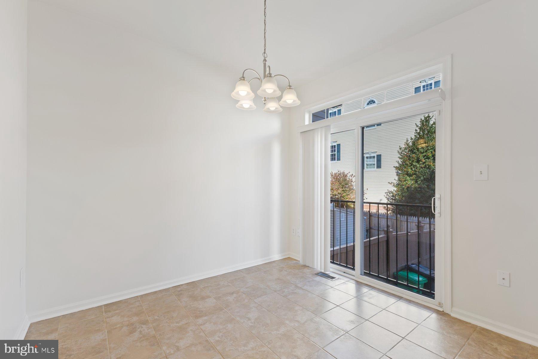 Real estate listing preview #15