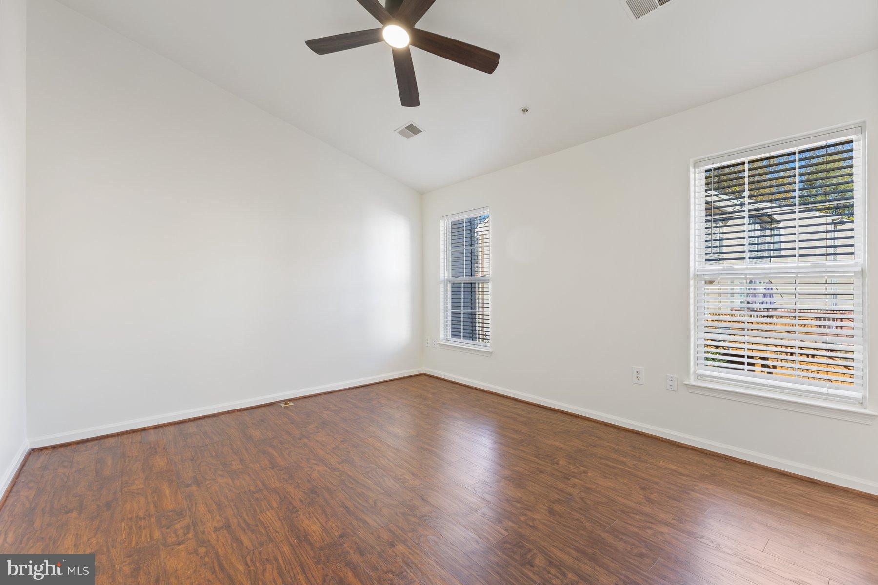 Real estate listing preview #21