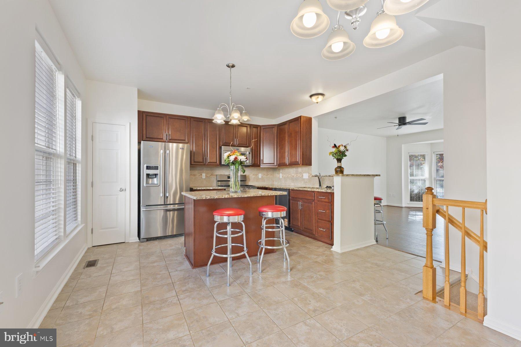 Real estate listing preview #17