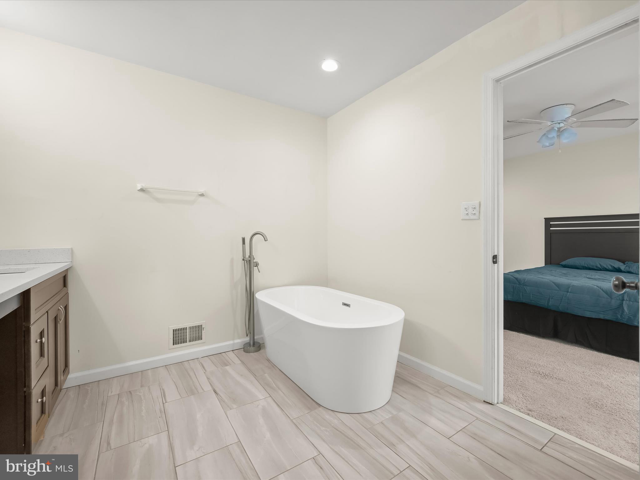 Real estate listing preview #30