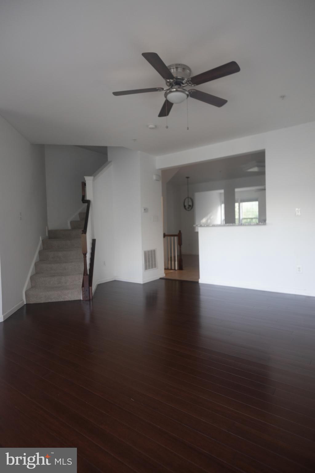 Real estate listing preview #25